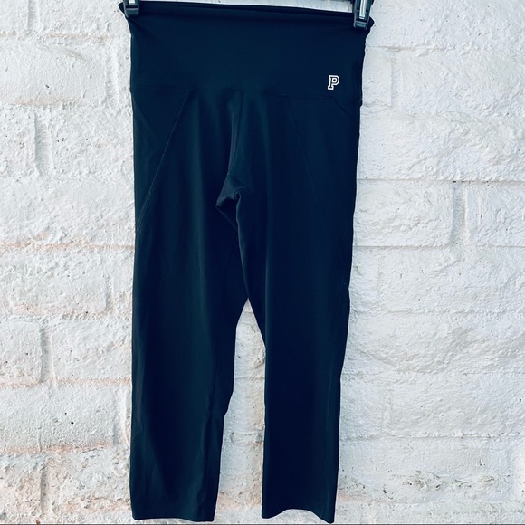 Pink Victoria's Secret Pants &
 Jumpsuits size S
 Capri Ultimate Legging - Picture 8 of 8